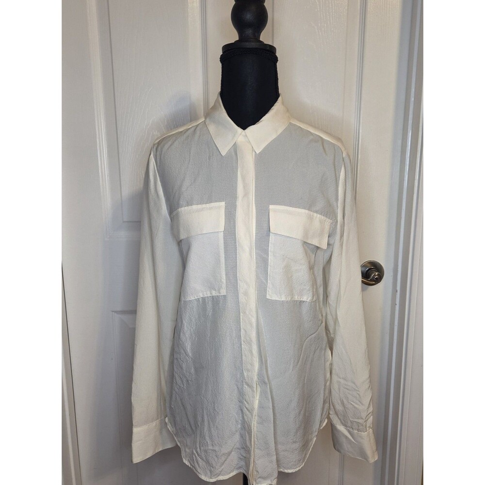 Banana Republic Womens SMALL Cream Silk Button Down Shirt Basic Blouse